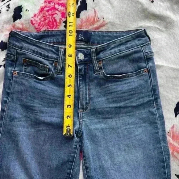 Gap Denim Curvy Leggings Mid‎ Rise Jeans Medium Indigo Women's Size 28R - Picture 4 of 8